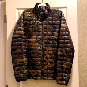 Men’s Northface Thermoball Jacket - Large - Camo